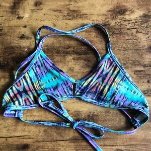 Tie dye Jolyn bikini top